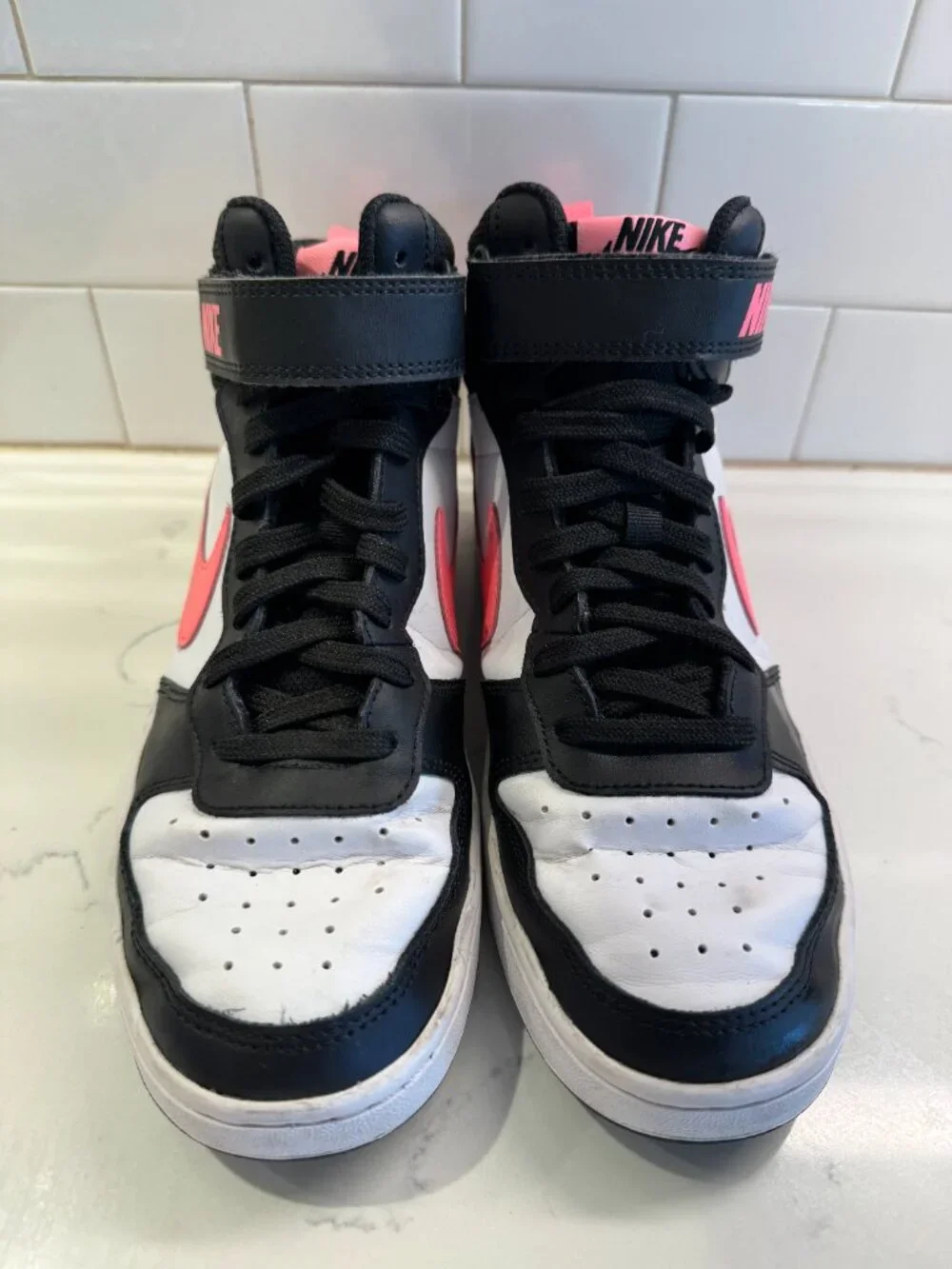 Nike Court Borough Mid 2 High Top Sneakers Girls 7Y Lace Up Hook and Loop Strap